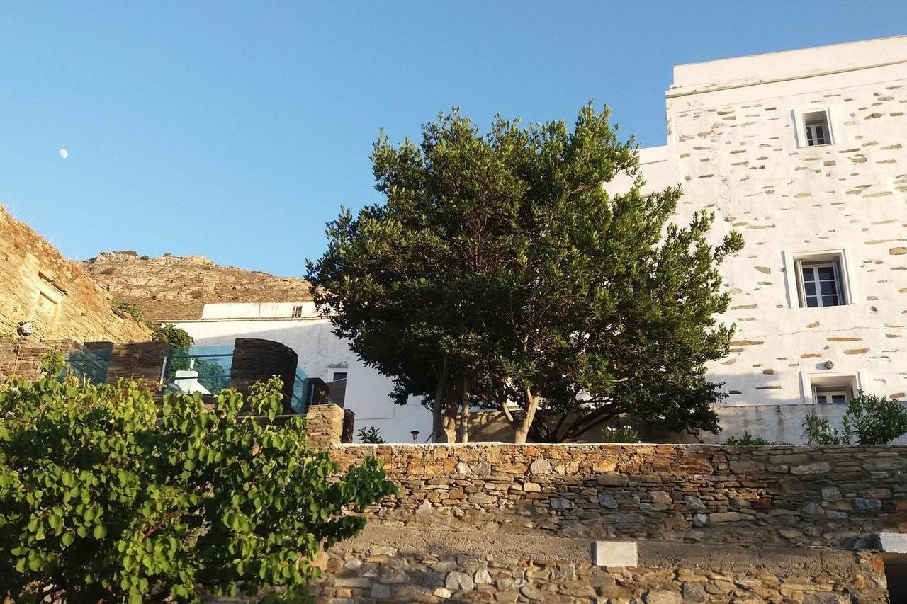 "Aura" Apt In Stone Tower 1690 • Andros Aidonia  Exterior photo